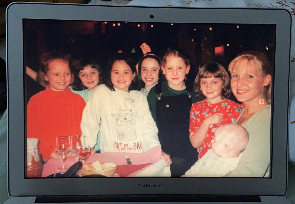 Katie Walder tweet media