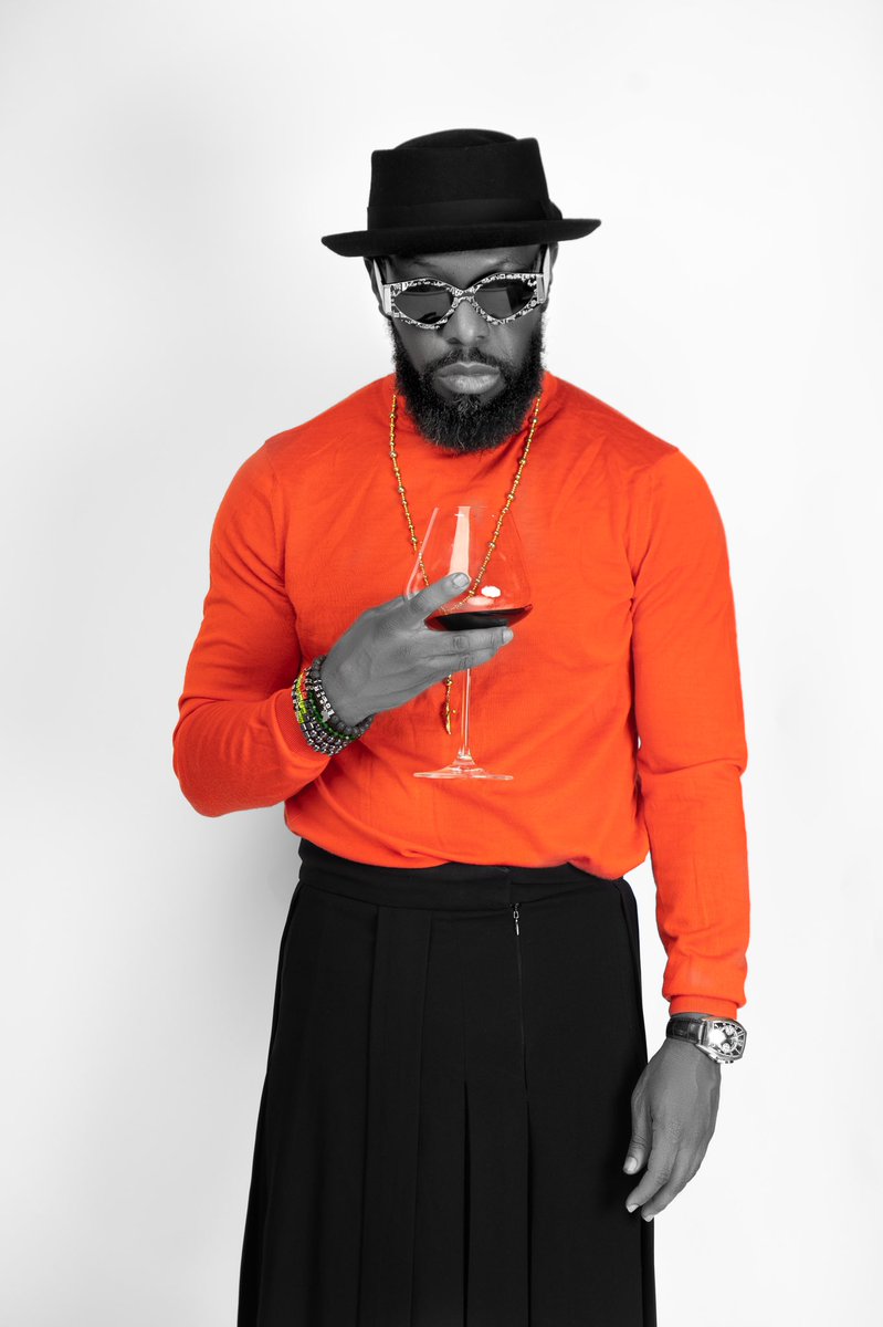 TreasureFm985's tweet photo. #NP 🔊 'I Can't Kill Myself' @timayatimaya 
#ChuloDay Happy birthday Egberi papa1
#midmorningshow @Hbrownny @Orcabi_music @djflexbeatkiler https://t.co/7V0r1wDmx5