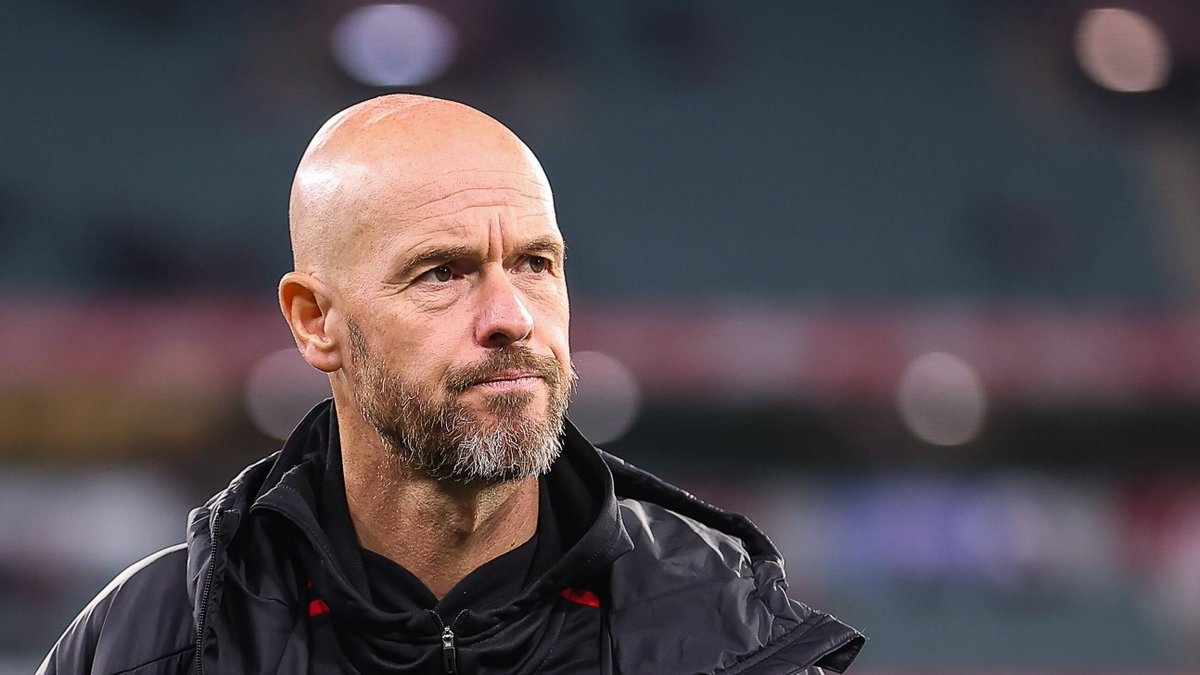 🤯 Erik ten Hag became the first Manchester United manager in over 100 years to lose their opening two Premier League games. Not the start he would have wanted... 😬