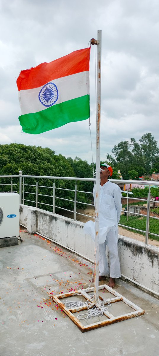 Viitoffb's tweet photo. Independence Day Celebration at FINELINE FOOD AND BEVERAGES PVT. LTD. #viitochankaar #viitococojina #viitohills #viito #water #watersaver #viitojuices #independenceday2022 https://t.co/gMtJTr9WfY