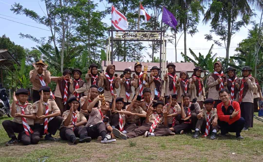 mtsalfalah_mdg's tweet photo. Gudep MTs Al Falah meraih Juara 1 (Pi) & Juara 2 (Pa) dlm Perkemahan Hari Jadi Pramuka yg ke 61 Madrasah se Kec. Bantarsari 2022
#pramula
#harijadipramuka61
#mtsalfalahbantarsari
#yayasanalfalahbulaksari https://t.co/Roc8SJbjmu