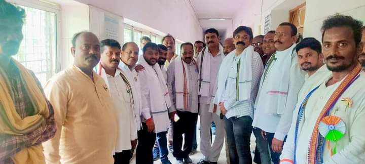 BiswalSouvic's tweet photo. ମହାପ୍ରଭୁଙ୍କ ନିକଟରେ ସମସ୍ତଙ୍କ ନିରାମୟ ଜୀବନ କାମନା କରୁଛି।🙏
#AmaCuttack 💐 #ServeToAll 👏 #IndiaAt75 🇮🇳 https://t.co/YlmzYHwPWe