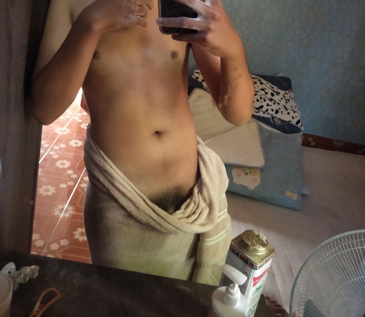 ប្រុស ចាស់ tweet media