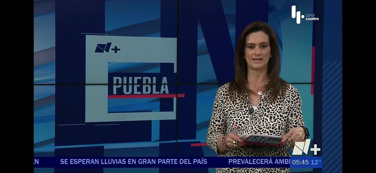lhpg_2017's tweet photo. @MariLoliPellon Que tengas un excelente día e inició de semana, saludos desde Veracruz Puerto, que tengas éxito en tu labor informativa un sincero abrazo a todos los integrantes del noticiero, ya con café en mano viendo el noticiero https://t.co/0olFC0u60V