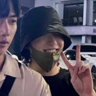 🐰⭐️ is seeing bts tweet media