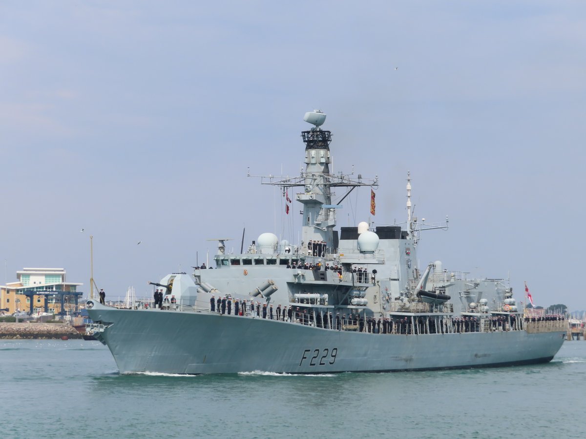 georgeemmett8's tweet photo. @HMSLANCASTER departing from Portsmouth on the 15.8.2022.
@WarshipCam
@scottyc298
@CorbenJake https://t.co/fKz8z0DZq1