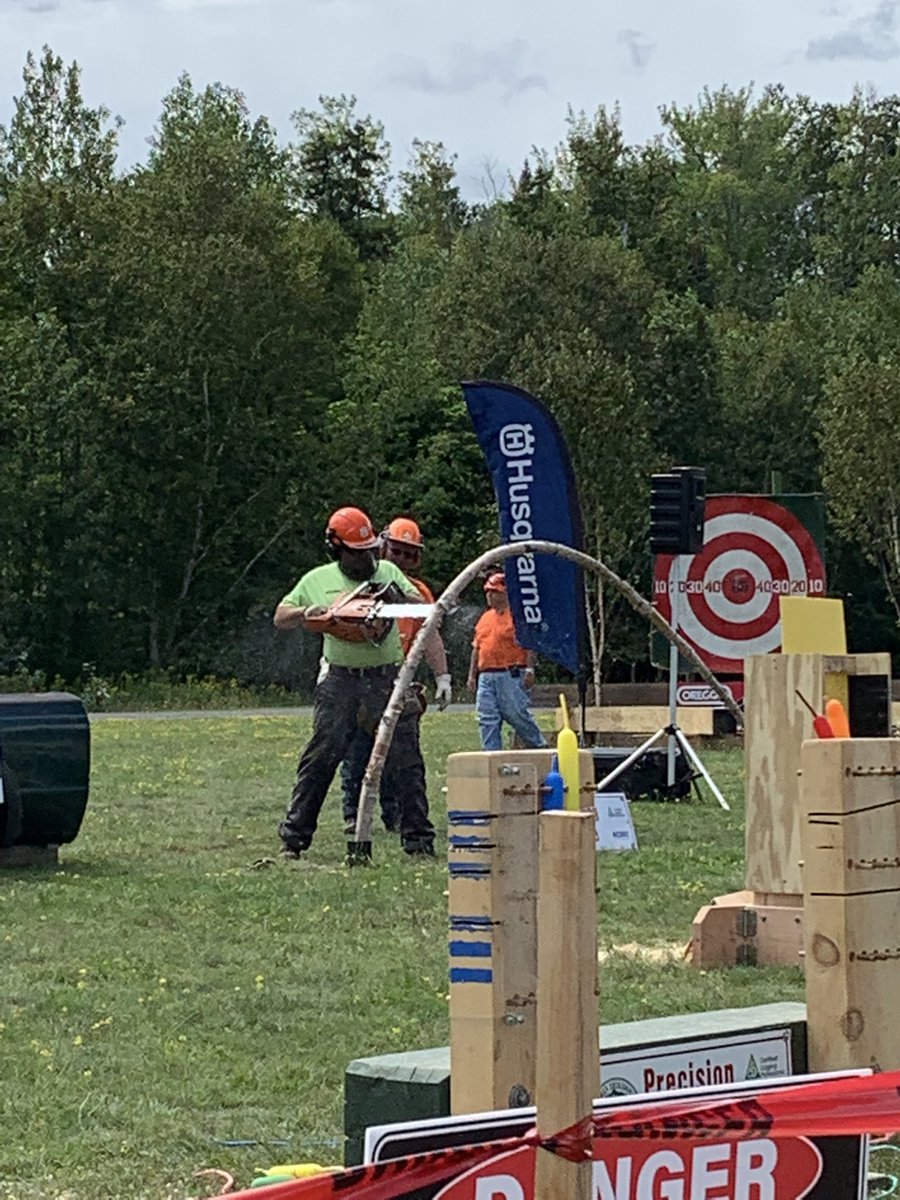 ETSU90's tweet photo. After breakfast on #MooseheadLake we spent the day at #GameofLogging so interesting to hear about the #geometry of #woodcutting. #MaineTheWayLifeShouldBe https://t.co/SfDUW4npIa
