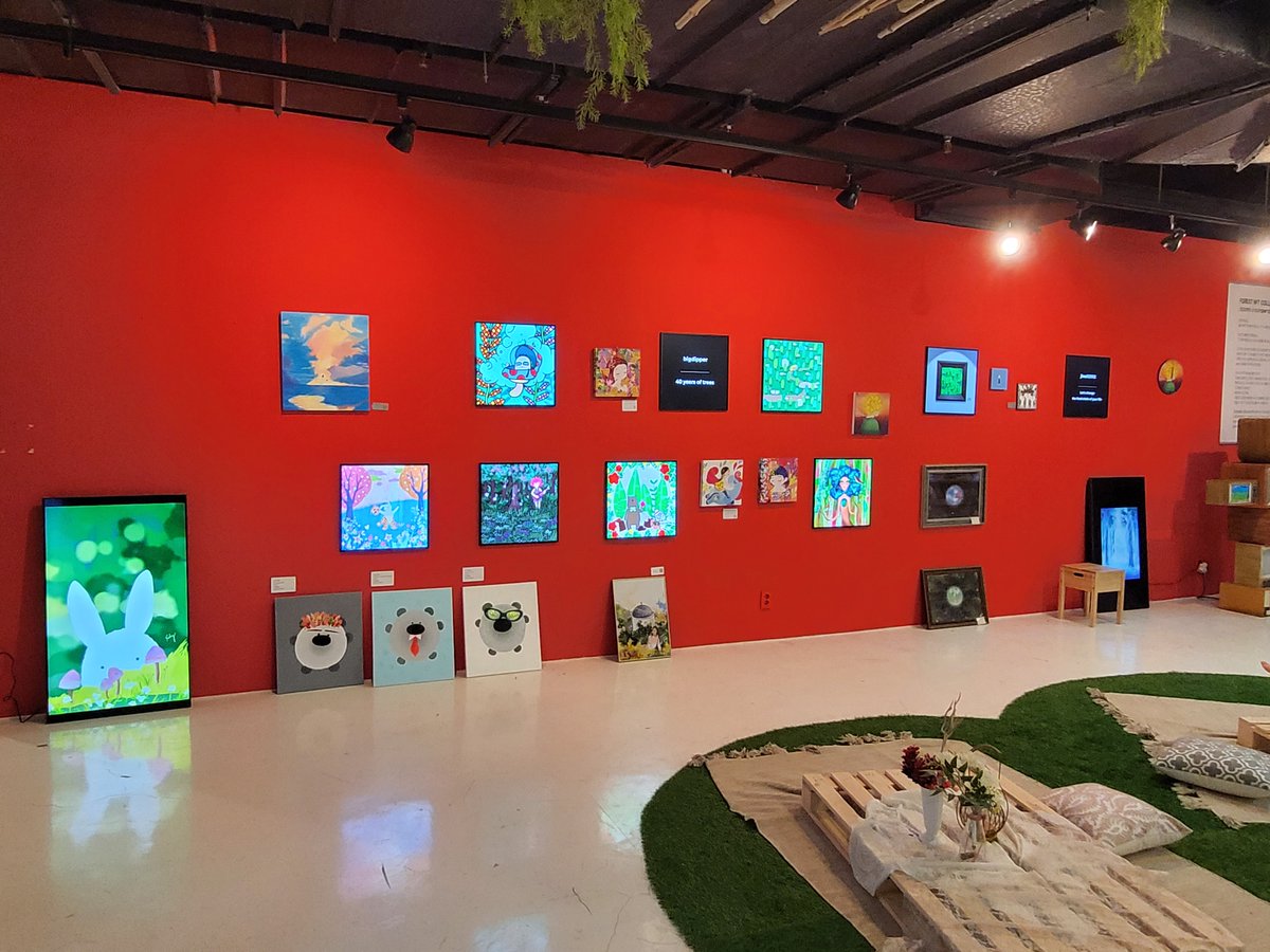 지난 토요일 홍대코코넛박스
숲속컬렉션 오프전시에 다녀왔어요^^
작가님들의 작품들을 직접 스크린에서 크게 보니
생생함이 느껴져 좋았어요!
전시준비로 신경써주신 여러 작가님들 감사합니다😊

#NFT #rhythmicalNFT #rythmicalnftclub  #forest #리드미컬NFT #nfts #coconutbox