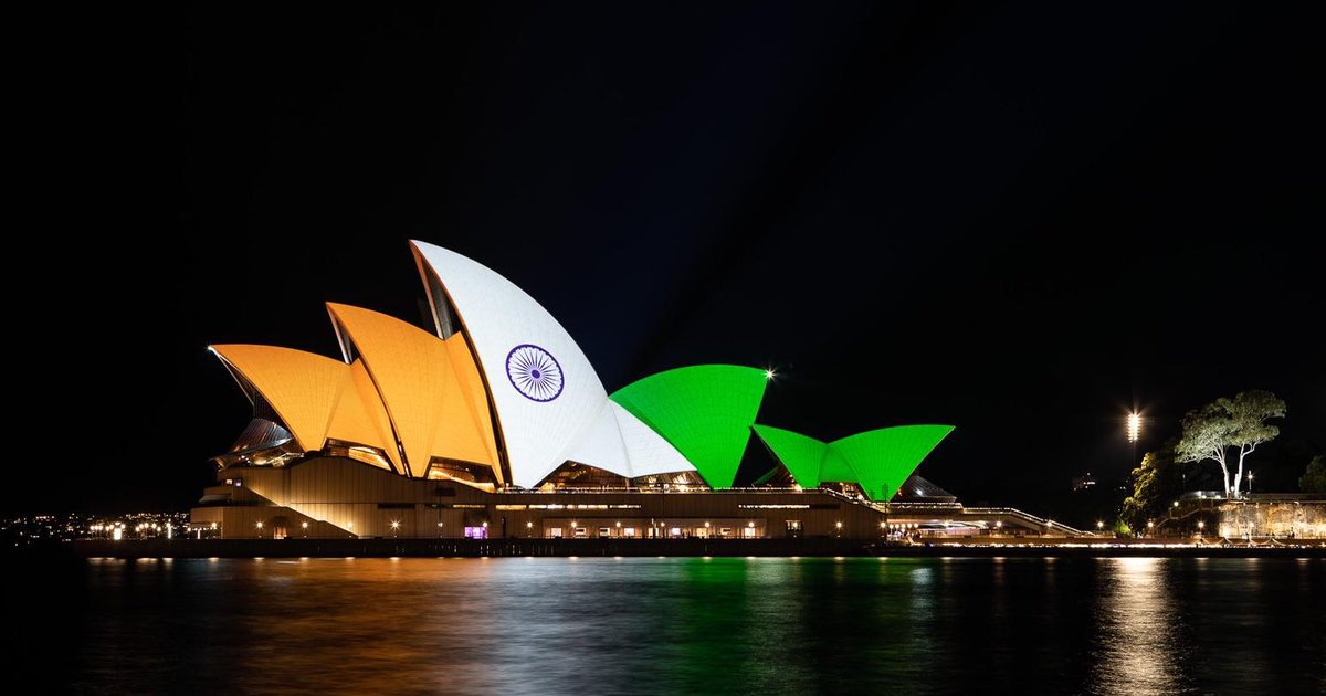 DFATNSW's tweet photo. Tonight @SydOperaHouse is lit up in colours of the Indian flag to celebrate 75 years of 🇮🇳 independence.
Pleased to join Indians here & abroad marking this milestone. #IndiaAt75 https://t.co/MWT7pHe7e8