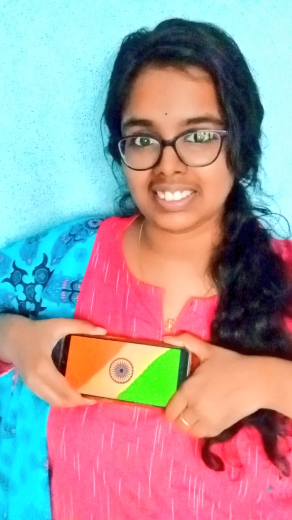 Today's My selfie pic 🧡⚪💚
#happy75thindependenceday #AzadiKaAmritMahotsav #IndiaAt75 #HarGharTiranga #HarDilMeinTiranga #Vandematram #JaiHind