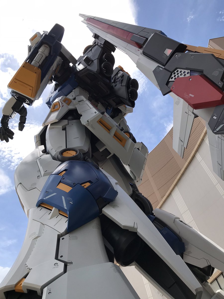 ガンダム立像観てきました
ランドセル?もちゃんと撮りましたよ!
最近ACCAの再放送観てたのでこういうイタリアン食べれたの満足 