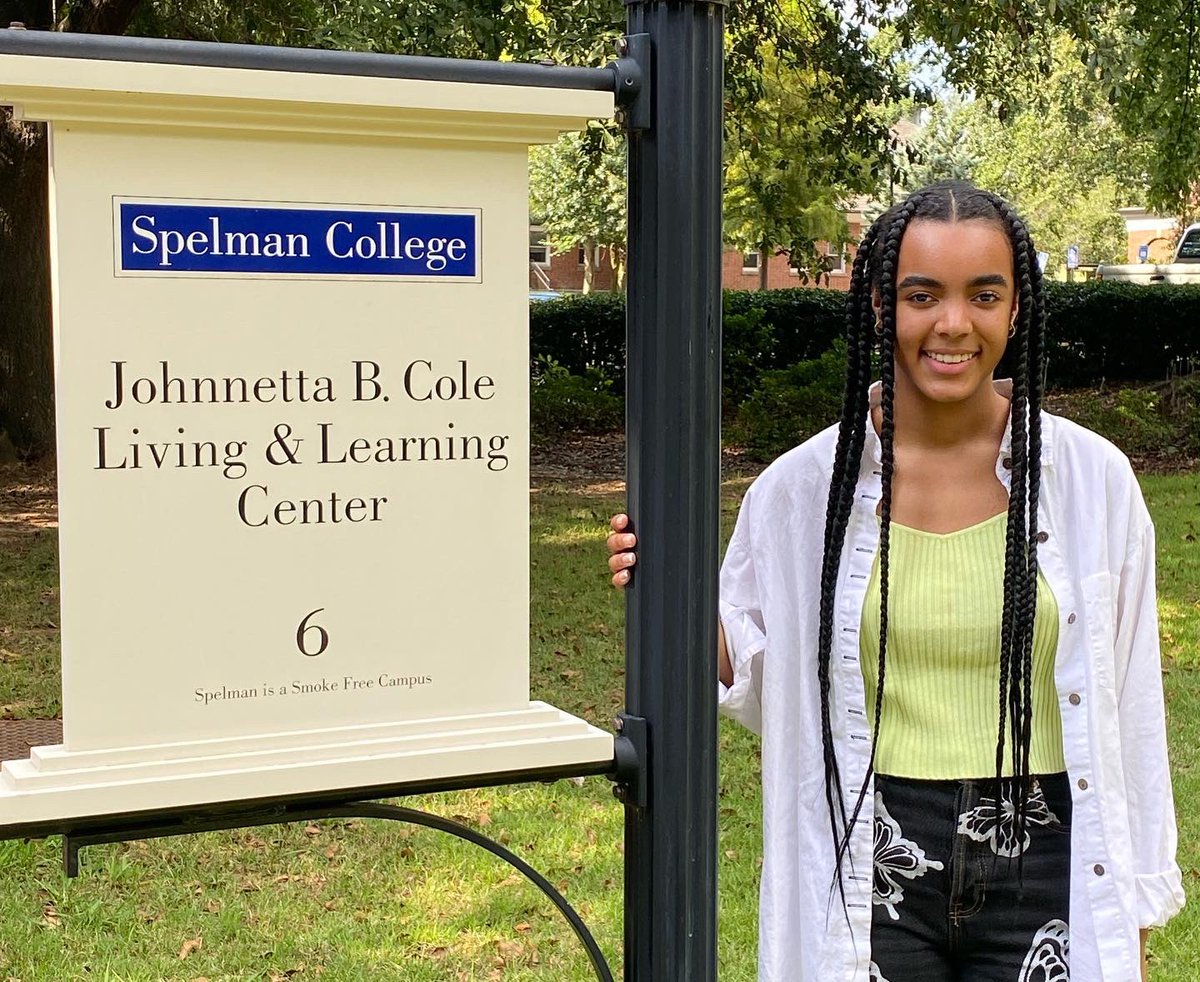 LemondDixon's tweet photo. Move-In Complete! Sydney, have a blessed Year Two at Spelman College. We love you beyond measure and are so very proud of you. God bless you.
#spelman #thirdborn https://t.co/skdaKhTUnC