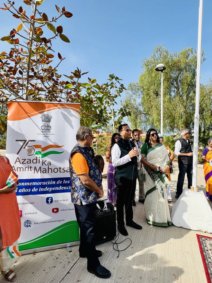 IndiainSpain's tweet photo. 75 glorious years of independence celebrated with great enthusiasm by the Indian community in Adeje, Tenerife, with the Tiranga hoisted by Amb @DineshKPatnaik . Mayor Mr. Jose Miguel Fraga and other officials from @adeje graced the occasion. 
@MAECgob
#AmritMahotsav https://t.co/YCLijFFLPS