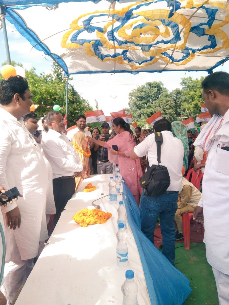 ग्राम पंचायत  गांगेमऊ में अमृत सरोवर का लोकार्पण एवम झंडा रोहण मा. सांसद श्री सुब्रत पाठक जी द्वारा किया गया।खंड विकास अधिकारी,सचिव एवम प्रधान और अनेक ग्रामवासी उपस्थित रहे। <a href="/CMOfficeUP/">CM Office, GoUP</a> <a href="/MinOfCultureGoI/">Ministry of Culture</a> <a href="/uppanchayatiraj/">Panchayati Raj Department, GoUP</a> <a href="/dm_kannauj/">District Magistrate, Kannauj (Official)</a>