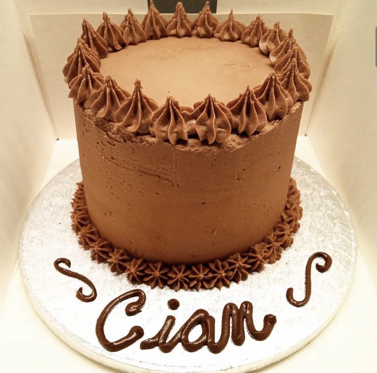 cupcakeberlin's tweet photo. Chocolatey goodness for Cian π« #chocolatecake #cakeberlin #layercake #cupcakeberlin https://t.co/7yApTJsYVf