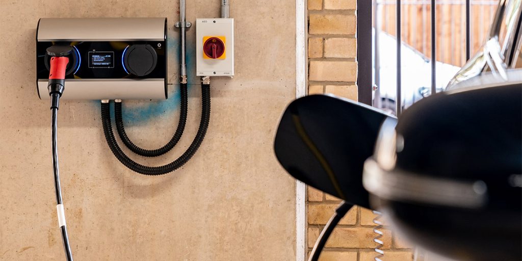 UK Construction Week tweet media