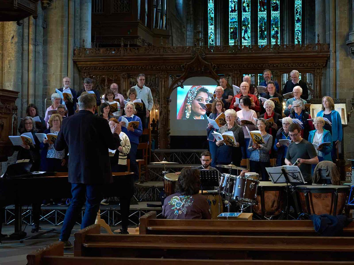 rosenethe's tweet photo. Light-hearted moment @ rehearsal of David Fanshawe's fab' African Sanctus, 8/5/22. David Kerr & Patrick Nolan, percussion; Kevin Duggan, conductor; Mrs Fanshawe in the foreground.
#fanshawe #africansanctus #singingagain #dunblanecathedral #percussion
photo W. Tilstone https://t.co/1wUm6lpT3z