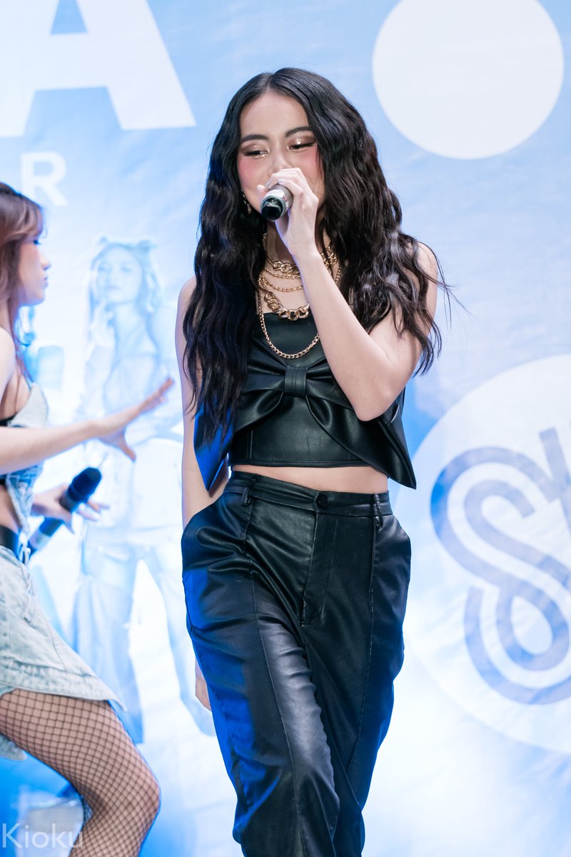 haruhiyuu's tweet photo. [2022.08.14] KAIA Sophia
「 KAIA Mall Tour - SM Imus 」

Our ace! 🦊

KAIA AT SM IMUS
#KAIAMallTour #KAIA #KAIA_SOPHIA 
@KAIA_Members @KAIAOfficialPH https://t.co/TUHvqr1AXT