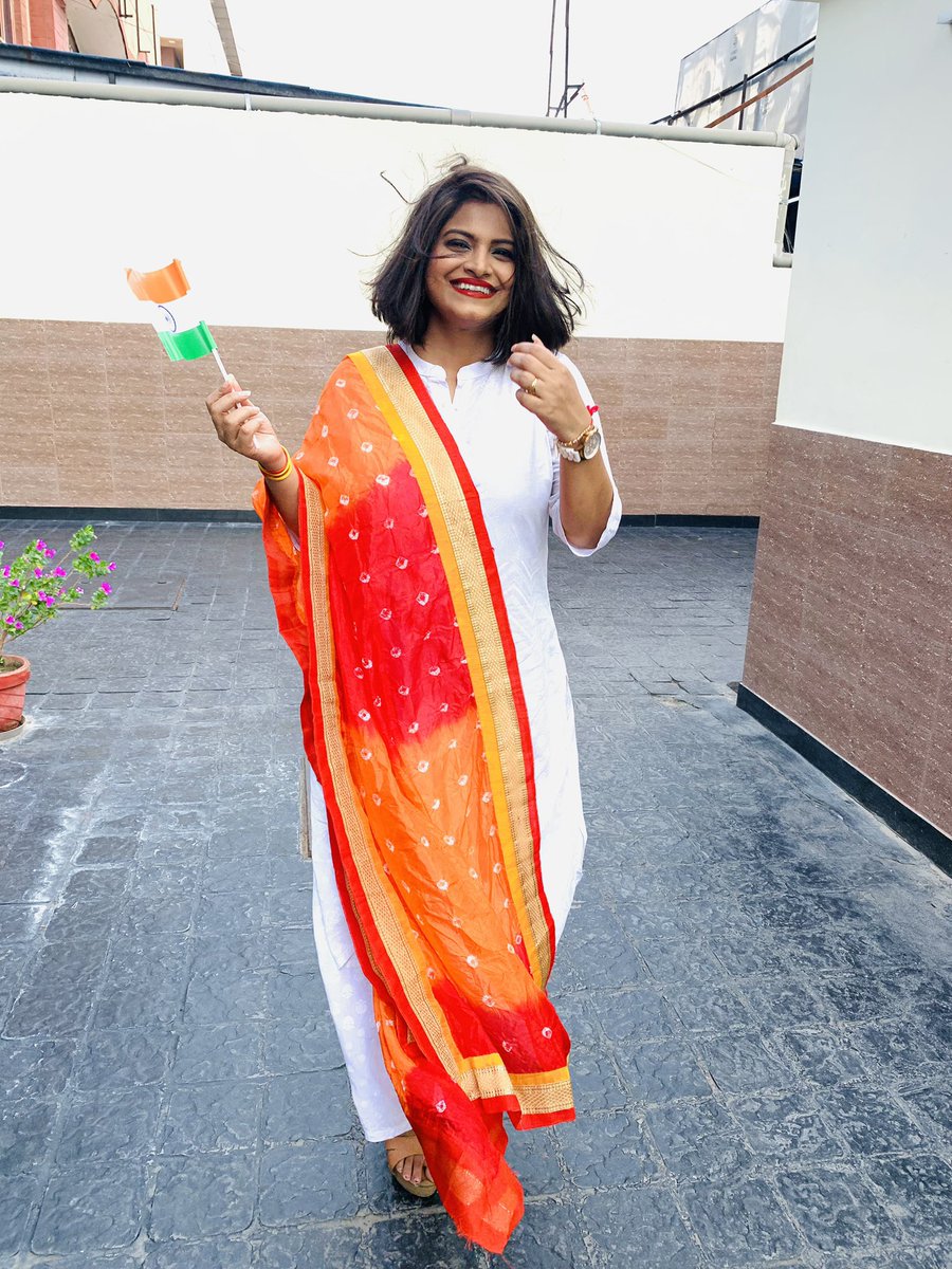 anuradhatanwar1's tweet photo. ख़ुश रहो 😍
आबाद रहो ❤️🇮🇳 https://t.co/qmsO9ujCBi