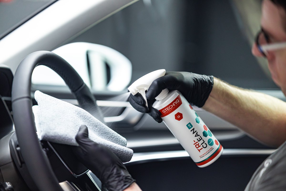 An all-surface interior product that cleans and kills 99.9% of bacteria💪🏻 #pureperformance