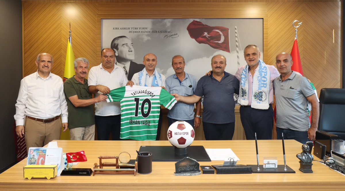 Yayladağı Spor Kulübü Bşk.Mustafa Sakarya,Tütün Kooperatifi Bşk.Cahit Aşkar ve Kulüp Yön.Kur.Üyeleri A.Mithat Aşkar, Ali Güler, Necati Gonca ve Ali Türkyılmaz, Bşk. <a href="/HikmetCincin/">Hikmet Çinçin</a> ve Genel Sek.Yrd. <a href="/ErhanYaz12/">Erhan Yağız</a>'ı odamızda ziyaret ettiler. Ziyaretlerinden dolayı teşekkür ediyoruz.