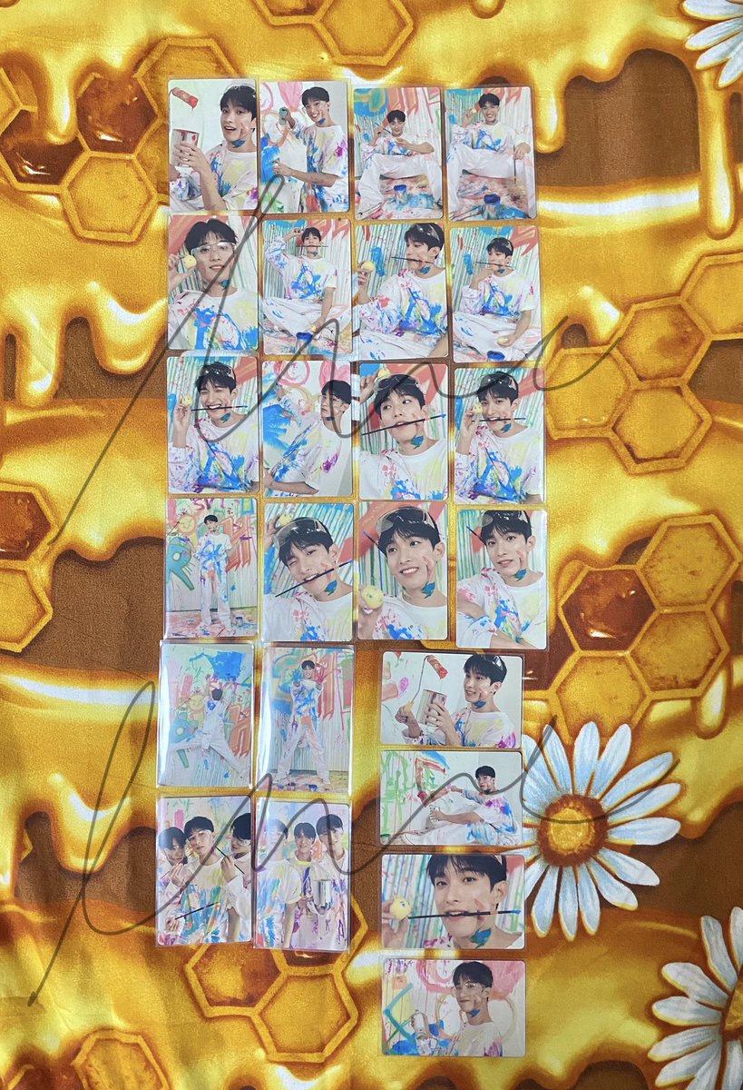 elizaldemue's tweet photo. seokhan fts carver: home !! thank you so much for the safe packaging, also sa mga poging freebies, @byulbitph !! 🥺🥰🥰

dokyeom, di ka na umuwi sa kahit anong rpc ng fts album couh wksnkwjse 🤌 

#byulbit_feedback https://t.co/4UqqcCMkdW