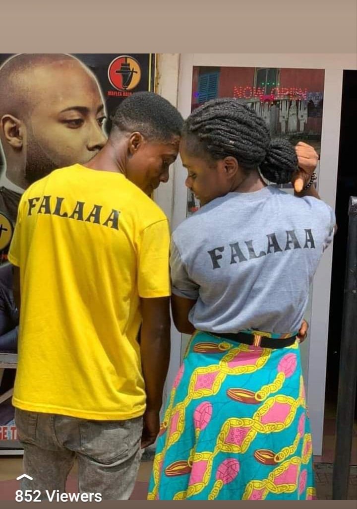 Mello30918740's tweet photo. @arabofficialosm
This Amelika wey you go no die3 you for stowaway ooo. If you No know wey you follow Wale come back to Ghana die3 3kom b3 di wo ruff. He go sell you out. I thief tell you be dat. Falaaa WeMove 🤣🤣 https://t.co/9froeLGn4Z