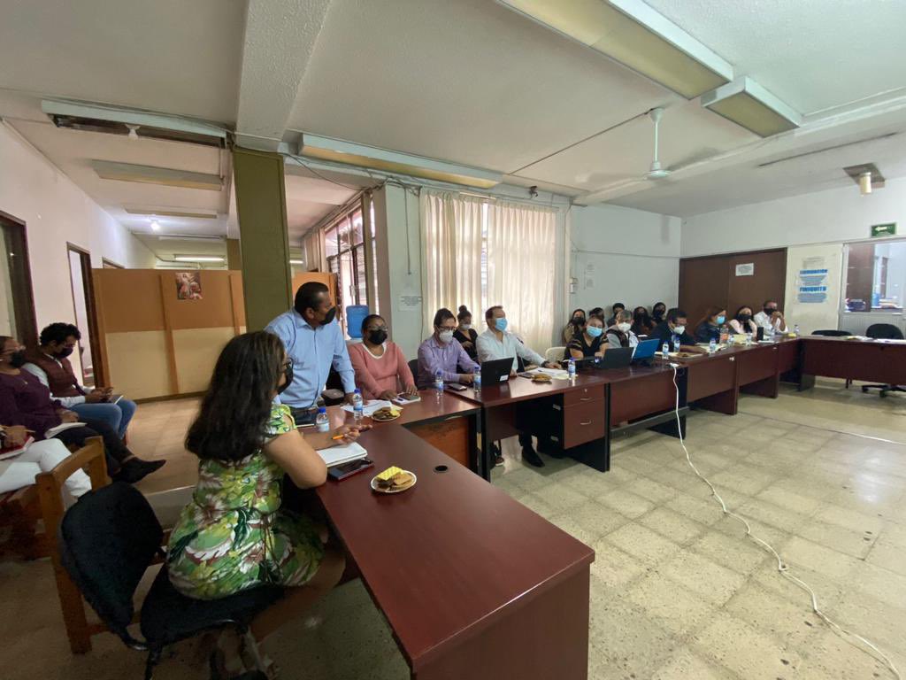 Benjamin_Hdez_'s tweet photo. Agradezco la visita del @el_BID y el @PNUD_Mexico, en la cual nos compartieron estrategias para poder dar una mejor atención a la ciudadanía en la Junta Local de Conciliación y Arbitraje de Oaxaca. https://t.co/WFwYAJEJ3F