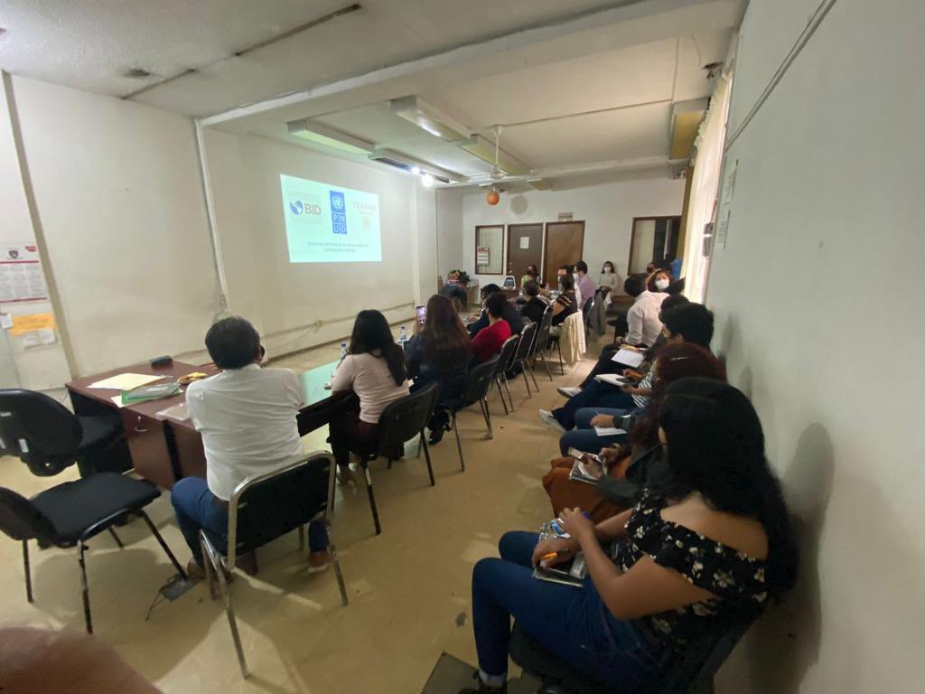 Benjamin_Hdez_'s tweet photo. Agradezco la visita del @el_BID y el @PNUD_Mexico, en la cual nos compartieron estrategias para poder dar una mejor atención a la ciudadanía en la Junta Local de Conciliación y Arbitraje de Oaxaca. https://t.co/WFwYAJEJ3F