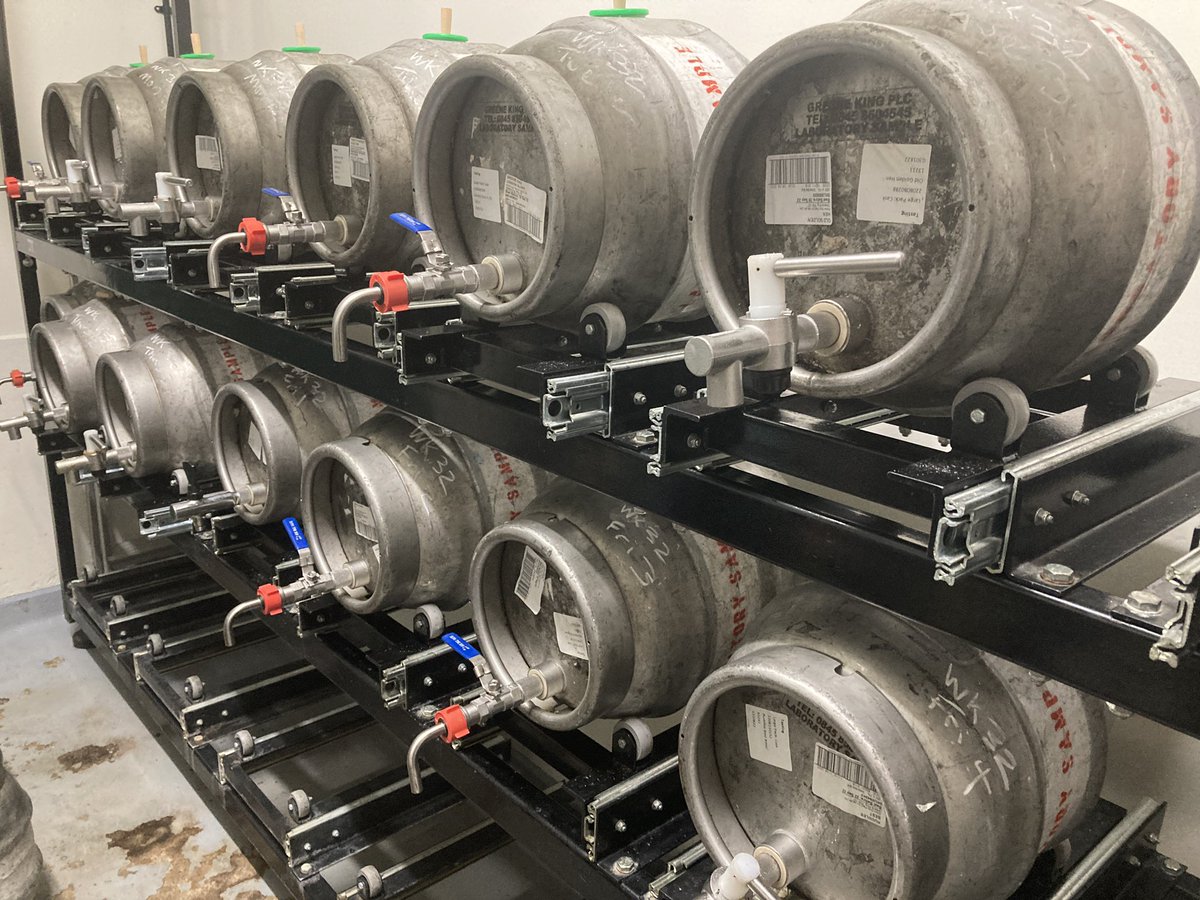 desdemoor's tweet photo. Fascinating day today at @greeneking in picturesque Bury St Eds. Copper mash tuns, stainless steel coppers &amp; proof that fresh IPA in condition is still a great beer at their retirees’ hidey-hole. Plus Old 5X from a pin in the sampling cellar. Thx Ross Holly Jo &amp; Susan 4 welcome! https://t.co/7xlnDpNLHg