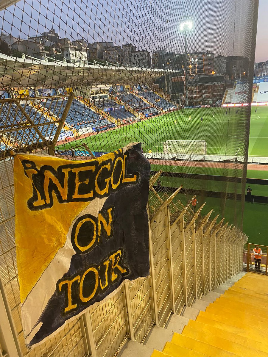 Sen her neredeysen koştuk hep peşinden!