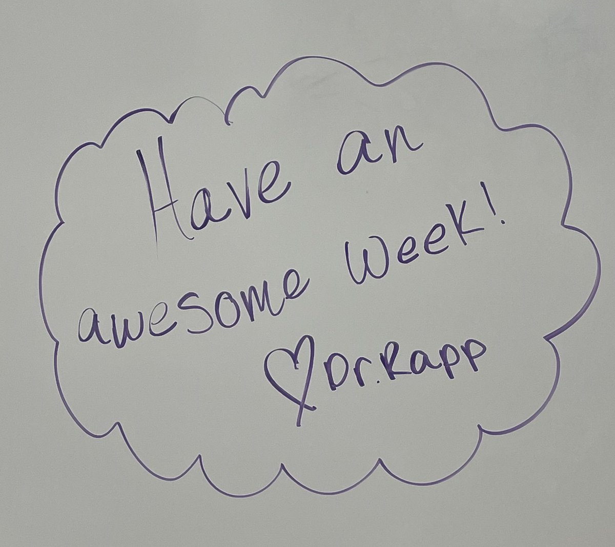 WebbSteffanie's tweet photo. Looks like @LewisvilleISD Superintendent @loridrapp was sneaking around @CreekValleyMS leaving notes for the staff this weekend!  How awesome is that❤️❤️#bestsuperintendentever #OneLISD https://t.co/YDVmdOr4aF