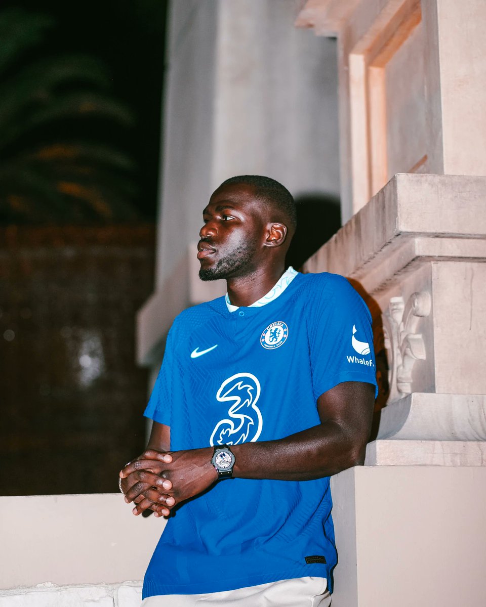 tovers98's tweet photo. Kalidou Koulibaly looks like he’s played 200 Premier League games, not two.

The club have done astonishingly well to actually upgrade on Rüdiger and Christensen.

Rock at the back https://t.co/5uuMtq6x5A