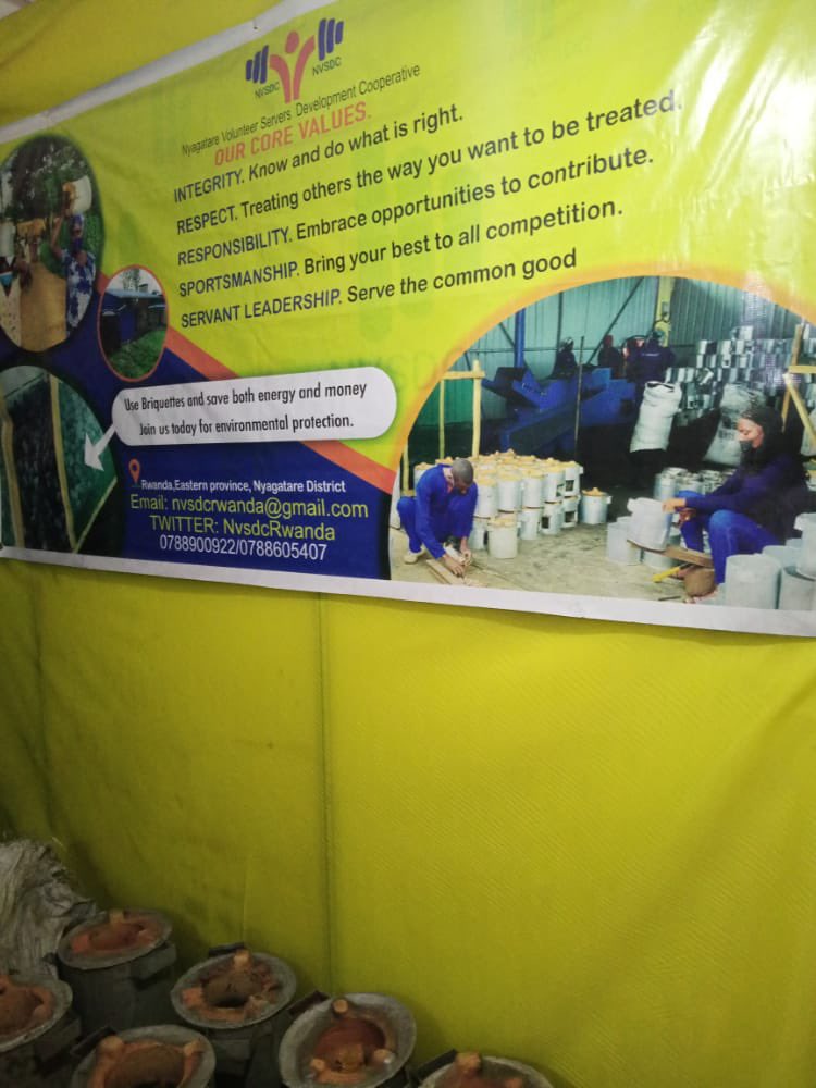 SaveGenOrg's tweet photo. We are proud that one of the 5 youth cooperatives from @NyagatareDistr we provided with knowledge, skills &amp; equipments funded by @GreenFundRw to bring solutions to climate change participated in this year’s Rwanda 🇷🇼 International Economic Trade Fair #EXPO2022 👏👏👏 visit them. https://t.co/rHN7SDdhOI