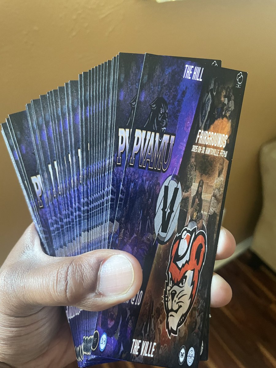ThetaRho_Sigmas's tweet photo. Now the Sam vs. Sam is over. Let’s focus on Pv vs. Sam 💀Presales are officially in for $10 each!!!!! Dm our page or your favorite @ThetaRho_Sigmas on campus to see where and who you can get them from. #shsuwelcomeweek22
Aug 27th Pull up or Shut up!🤷🏾♂️
#SHSU
#shsu26
#shsu25 https://t.co/4uZojBDJdM