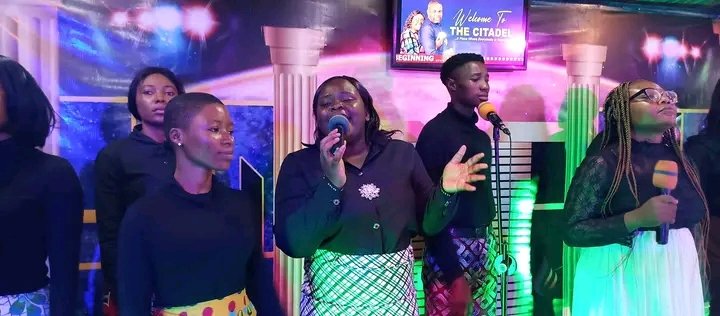 linnie_michael's tweet photo. What would we have done without God's presence....

Like imagine the joy, freedom, peace  we feel everytime we fellowship with HIM

P.S: Me ministering together with my Leader, Min. Unyi Innocent 

#GodFirst 
#JesusToTheWorld 
#Grace_Ambassador
©️ Linnie Michael ✍🏾 https://t.co/vOoSTt1P8F