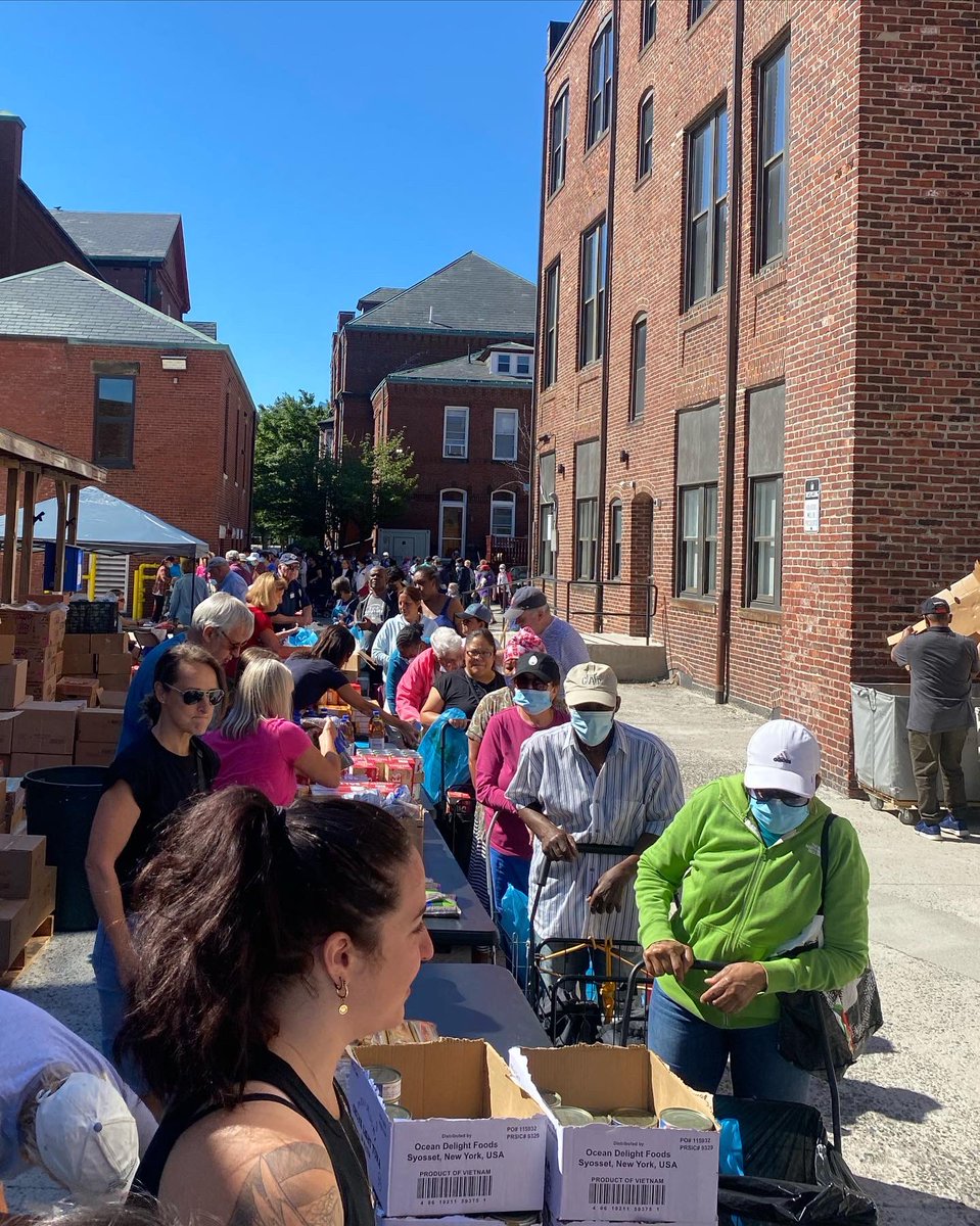 Harvest on Vine is one of the most special places to me in this district. The impact this organization has on the community of Charlestown is remarkable. Thank you to all of the volunteers who came on Saturday, our office is grateful and honored to serve the people with you.