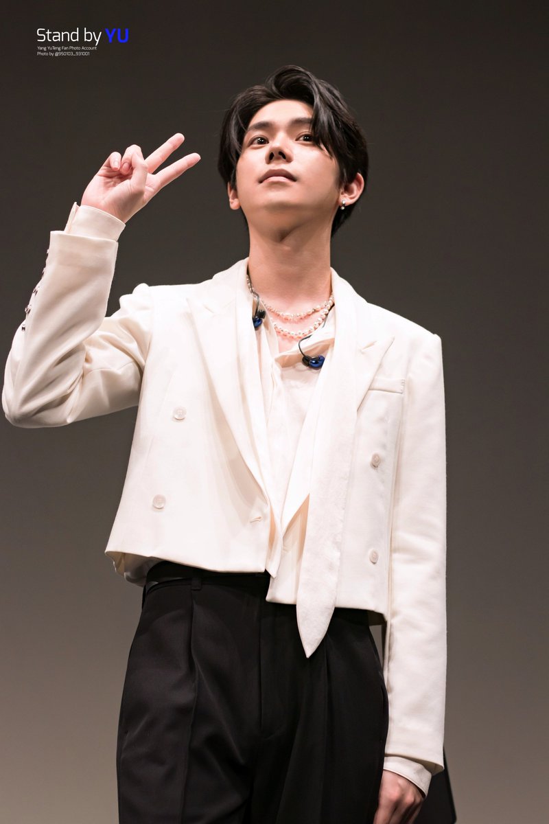 HoneyLem0n_13's tweet photo. [2022.8.13]
「YU Japan 1st Anniversary Event～THIS IS YU～」 2部
@ 恵比寿 The Garden Room
#楊宇騰YU #YU #楊宇騰  #THISISYU 
3枚目が好きだったりする(  ´﹀` )♡ https://t.co/16Tmb1X8bv