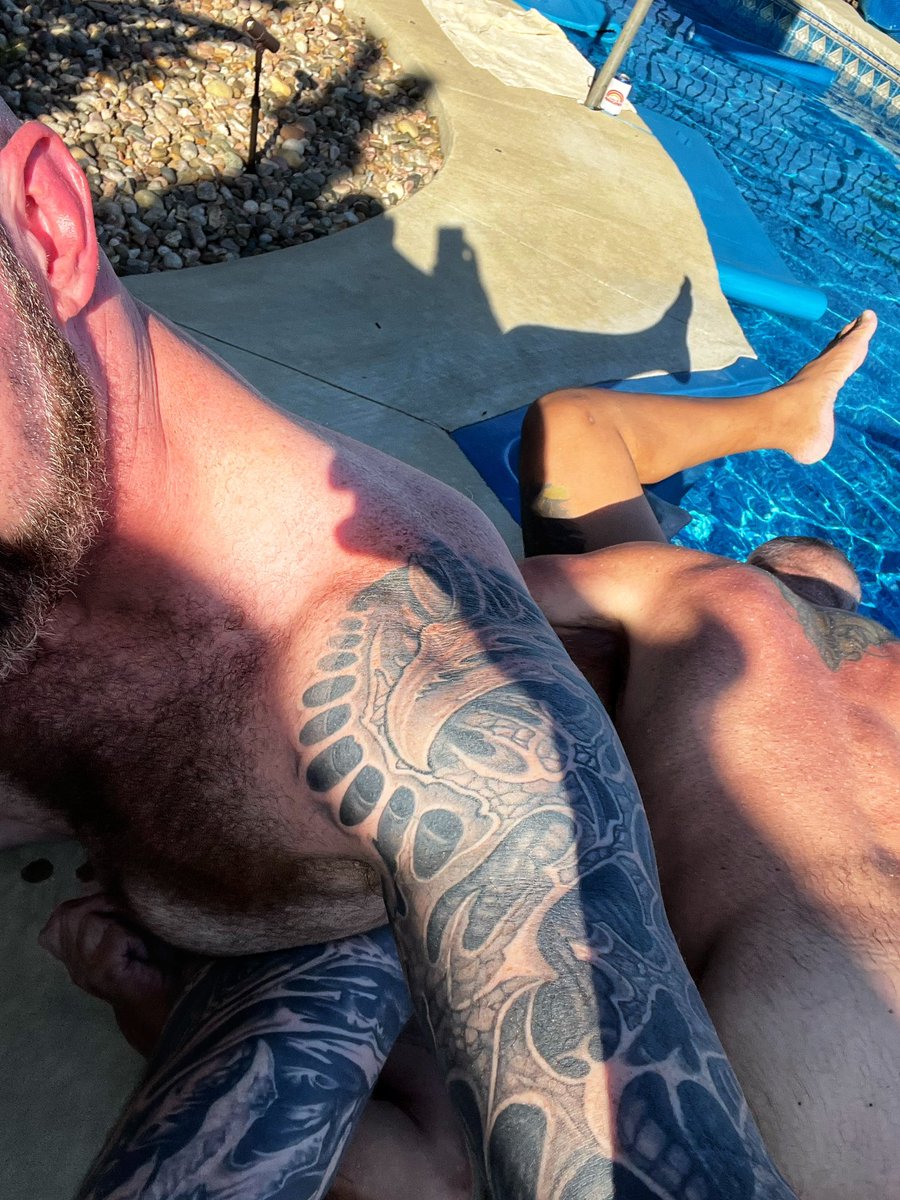 Poolside shenanigans 😈 #gay #rimming #foursome