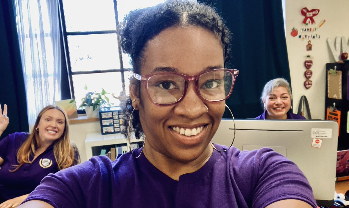 FabFillmore's tweet photo. Grateful that the loveliest ladies of  @CowartDISD still let me join the party like I still work here! Happy New Year! #ThisIsHome 💜😘 @msbmcginnis @martivarg @mayra_lexxa  @Lydia151220 @lsalinas0612 https://t.co/nCuaBK9Pr8