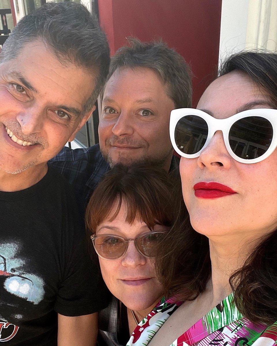 Jennifer Tilly tweet media