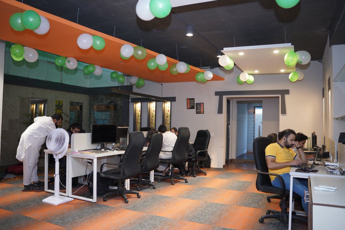 poolkaro's tweet photo. Random clicks on the 75th independence day celebrations at Poolkaro Lahore office.

Download Link:
https://t.co/IG2uLWJ7oY

#Poolkaro #ShareKaro #Pakistan #DiscountOffers # IndependenceDay #Freedom  #Liberty #FuelPrice #CashBack #Ride #ExtraEarning  #SocialNetworking #HassleFree https://t.co/VmQlArutfR
