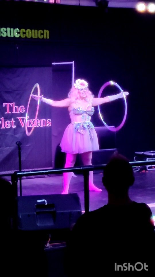 oopsiehoops's tweet photo. How's your Monday going? 😝🤡
Little snippet from my act "perfect" @theacousticcouch with @thescarletvixens a few weeks back
#slapstick #clowning #clown #afabqueen #afabdrag #biodrag #bioqueen #hyperqueen #hyperdrag #hyperdragqueen #dragcostume #burl… https://t.co/NaNZn3bHX8 https://t.co/V6PnJhcGiv