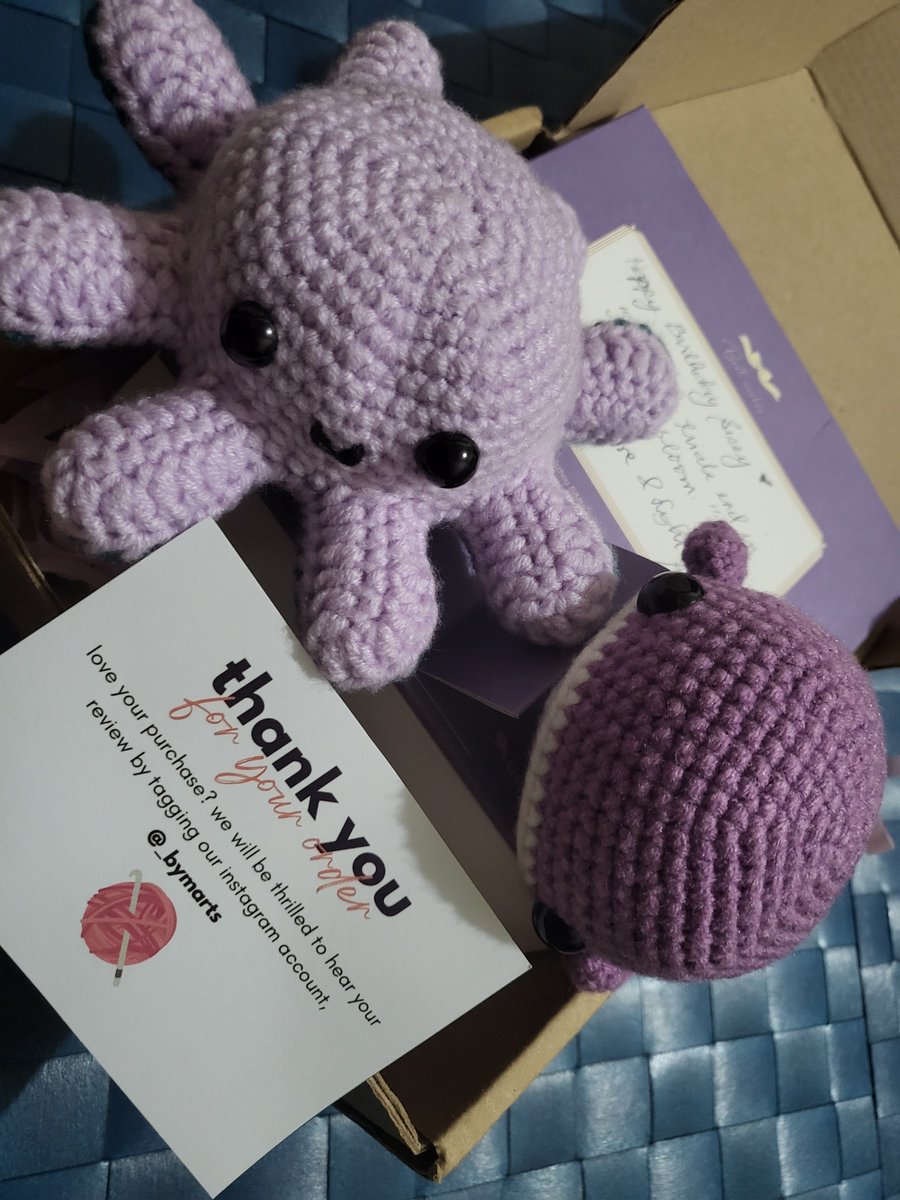 sari_gloss's tweet photo. It aint my sissy @bulan_tala if the gift is not well-thought. Thank you sissy. I wish I could have even an ounce of your huge, thoughtful heart. Love you. Everyday, I thank the borahae thread for leading me to you. #PurpleThread https://t.co/3EcGl4y3DQ