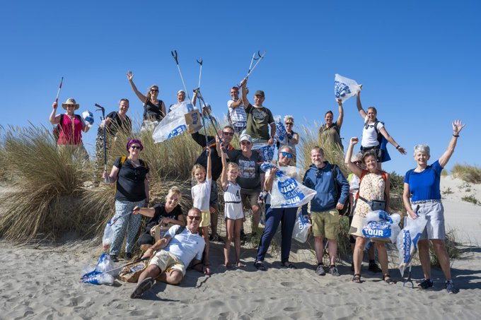 Beach clean up Tour goed voor 86.954 peuken https://t.co/KrrxDvZzEl https://t.co/yAOSBJ2YpT
