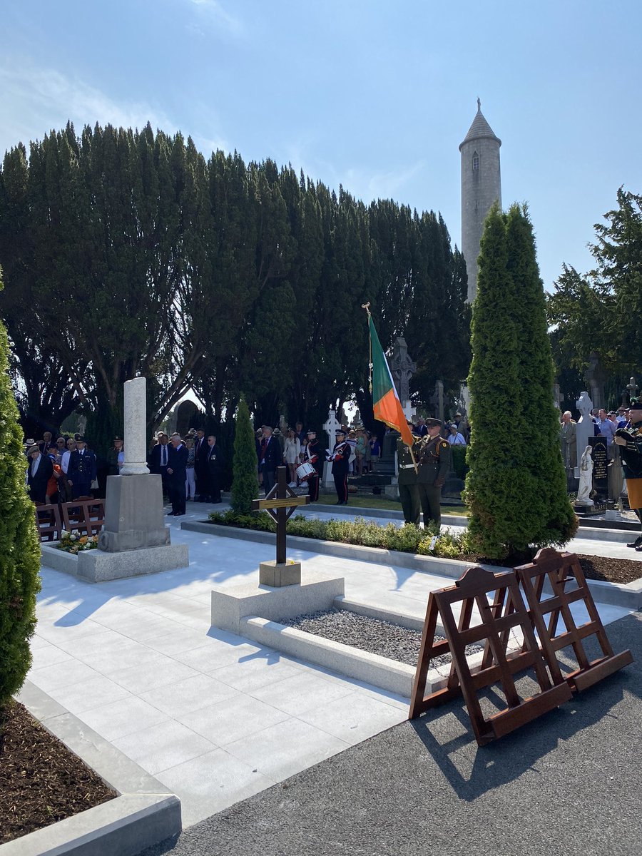 WarrenJJF's tweet photo. Great to see the ‘Sliabh na mBan' armoured car in @ExpGlasnevin for the annual Collins/Griffith commemoration, this month marks the 100th anniversary of both of their deaths. This car made up part of Collins' convoy on the day he died at Béal na Bláth, Co. Cork. @anacourseceltic https://t.co/zJZqrIfLqN