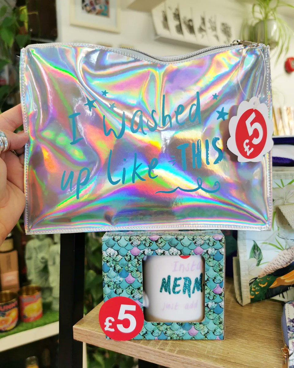 2ndfloorchester's tweet photo. Last of the Mermaid Bargains!!! 🧜♀️🌊🧜♂️🧜♀️🌊🧜♂️🧜♀️🌊🧜♂️
We are back open tomorrow YAY so come and grab yourselves a Mermazing 😜 bargain 💙 you can get much a fiver these days!
See you tomorrow 😘😘😘
#mermaids #merbabe #mermaizing #2ndfloorchester #2ndfloor #shopindie https://t.co/DHJ1rA9Euc