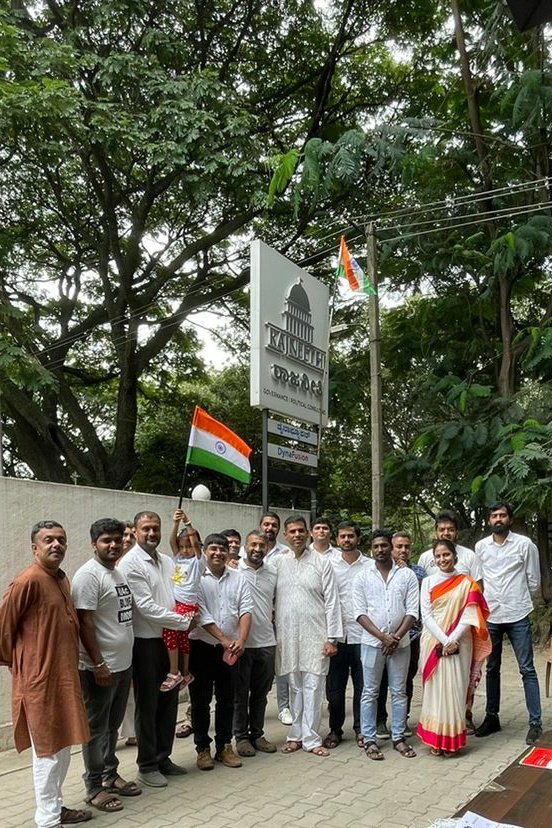 Rajneethi365's tweet photo. Rajneethi family celebrated #75YearsofIndependence by hoisting the National Flag at our office premises. For many in the picture, out on field &amp; in other states, #Rajneethi will always mean - FOR THE PEOPLE.

Happy Independence Day to all. May our nation grow onwards &amp; upwards! https://t.co/3rRvaVeluC