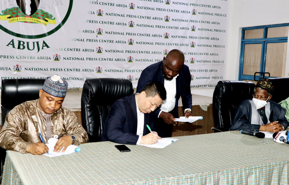 PRESS RELEASE

Minister Calls ITS, NTA-STAR MoU Game Changer for DSO

#Thread ⤵️ https://t.co/wip2ti...