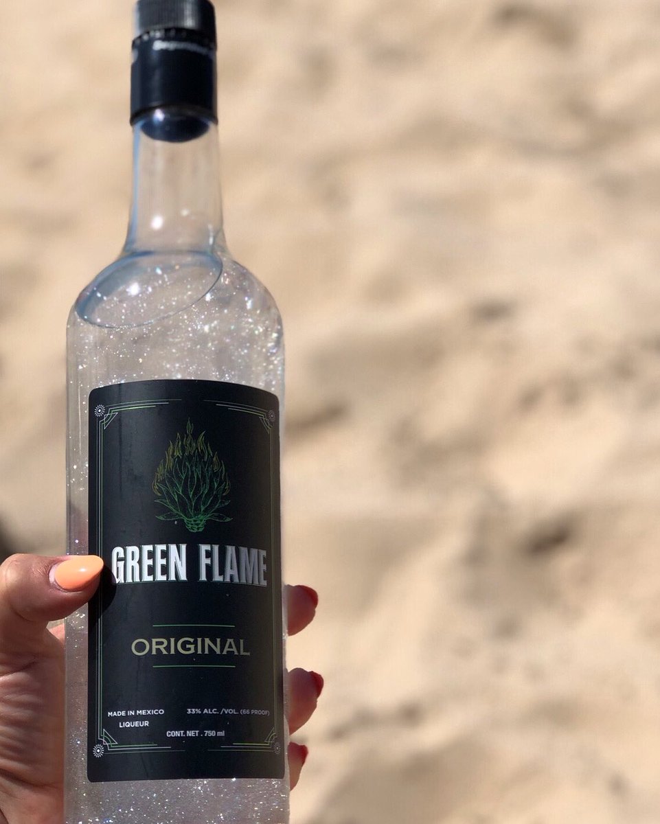 Apparently “Tequila” isn’t a helpful response when the boss asks for ideas to improve Monday meetings🤷

#GreenFlameTequila x #FuelYourFlame